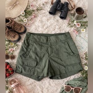 Athleta Trekkie Cargo Shorts